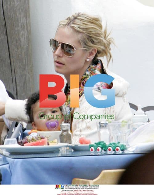 Heidi Klum and Family at Malibu Beach