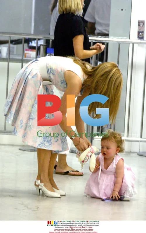 Geri Halliwell and Daughter Arrive at Nice Airport