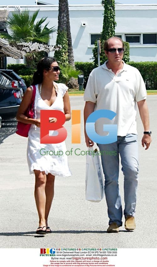 Ines Sastre with husband and son in Sotogrande, Spain