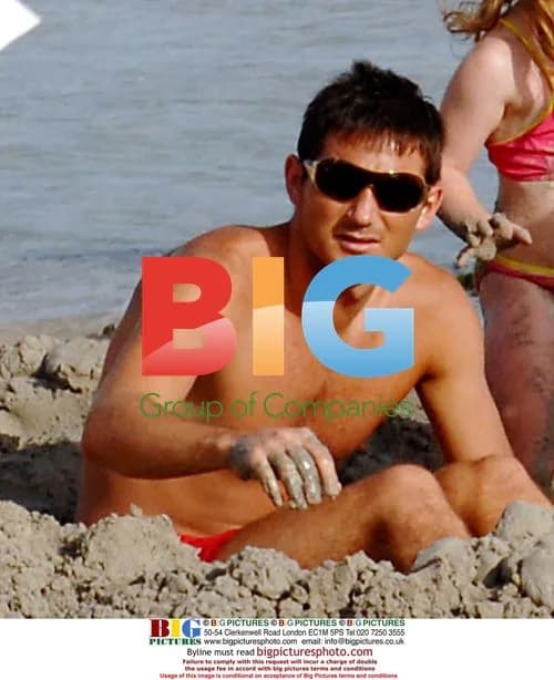 Frank Lampard and family on beach vacation