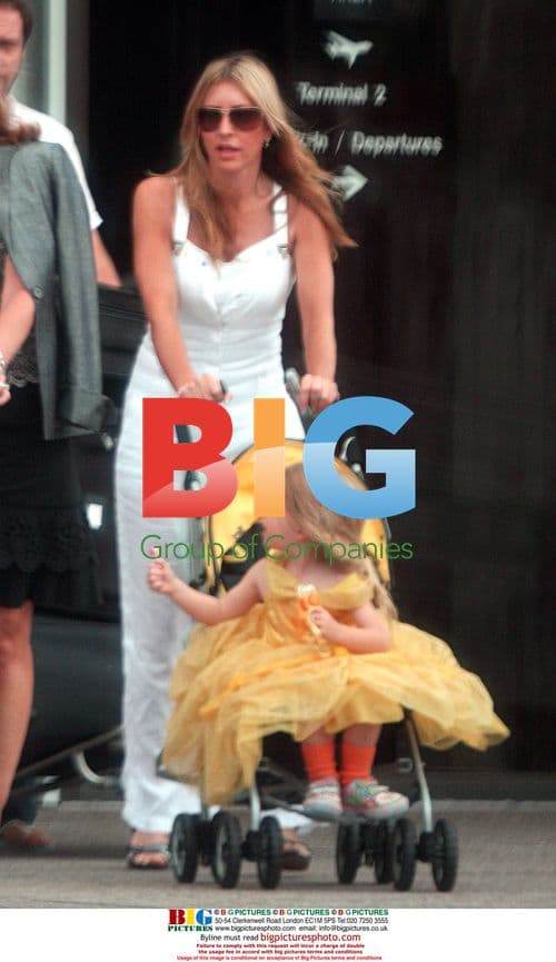 Heather Mills and daughter Beatrice arrive in Las Vegas