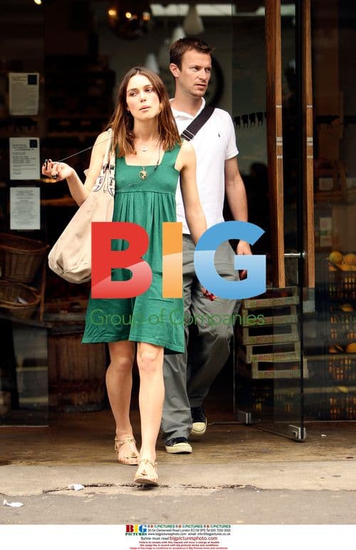 Keira Knightley seen with mystery man