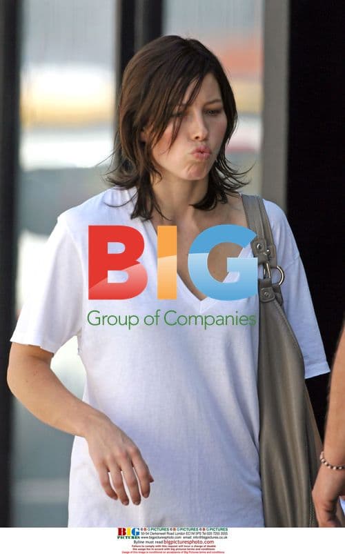 Jessica Biel and Ray Liotta on Powder Blue Set