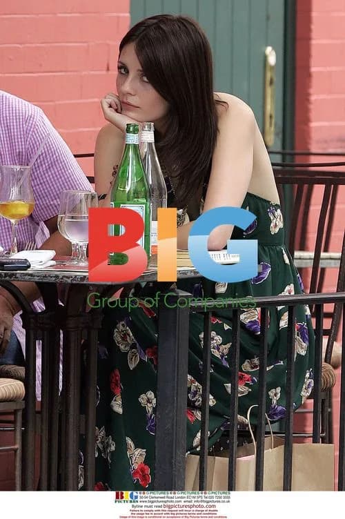 Mischa Barton Lunch with Friends in NYC