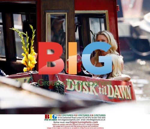 Kimberly Stewart Sightseeing in London