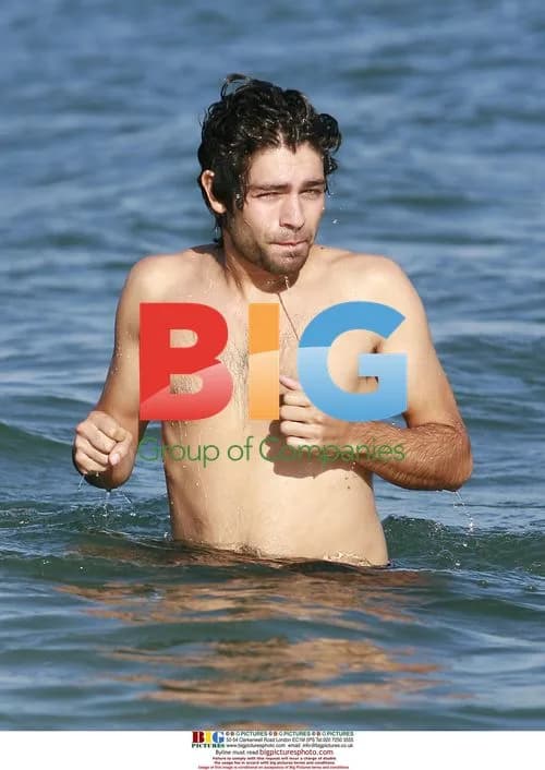 Paris Hilton and Adrian Grenier Enjoy Beach Day