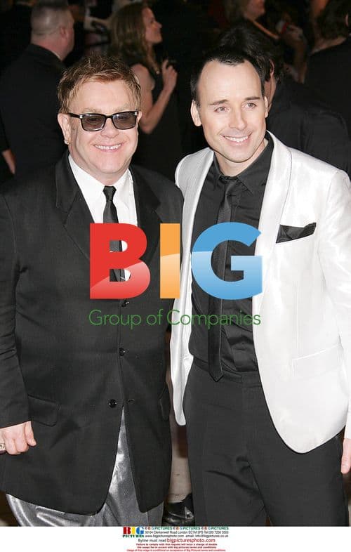 Elton John and David Furnish at 2007 Vanity Fair Oscar Party