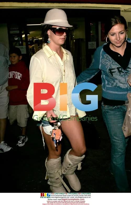 Britney Spears Late Night Supermarket Run