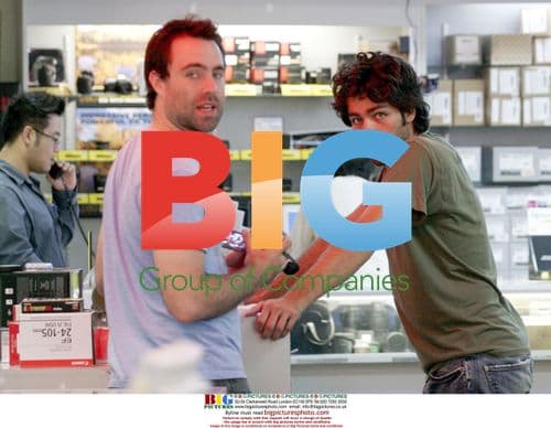 Adrian Grenier Shops for Gear at Camera Store