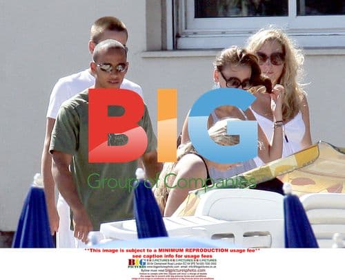 Lewis Hamilton Enjoys Holiday in France