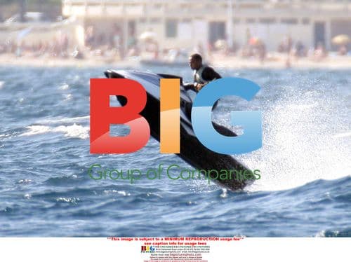 Lewis Hamilton Enjoys Holiday in France