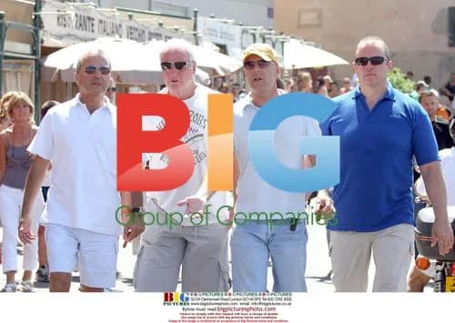 Bruce Willis with friends in Saint-Tropez