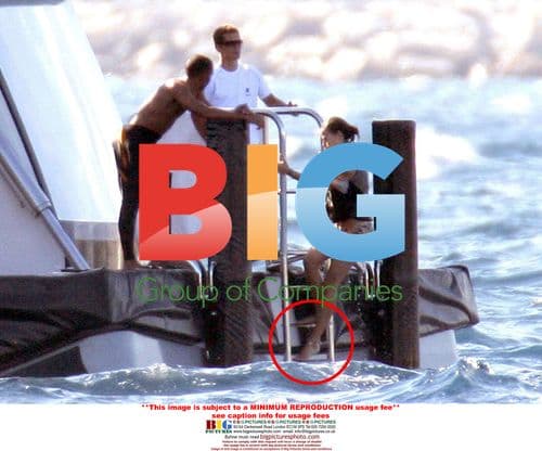 Lewis Hamilton Enjoys Holiday in France