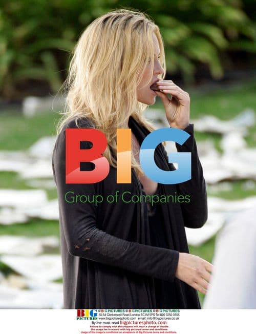 Charlize Theron and Will Smith on set of 'Hancock'