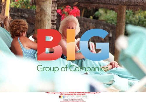 Lady Di's Mother on Mauritius Vacation