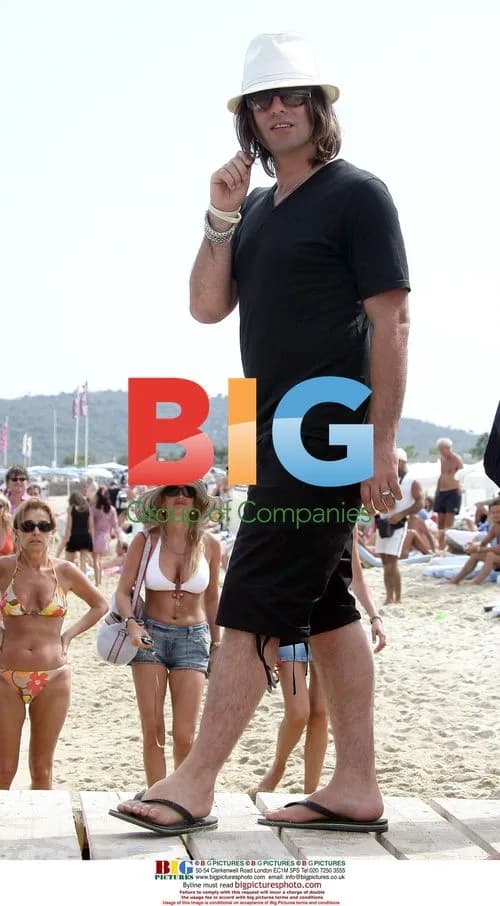 Liam Gallagher and Nicole Appleton on Holiday in Saint-Tropez
