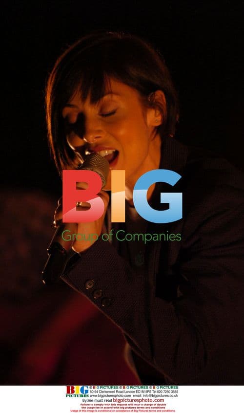 Natalie Imbruglia Performs in London