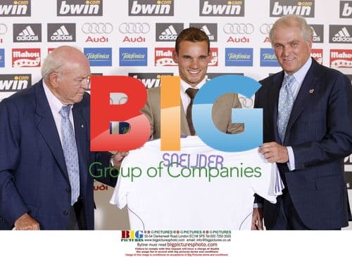 Wesley Sneijder Presented as New Real Madrid Player