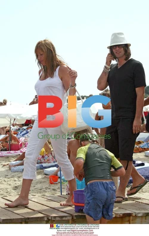 Liam Gallagher and Nicole Appleton in Saint-Tropez