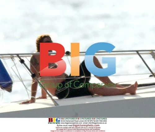 Liam Gallagher and Nicole Appleton on Holiday