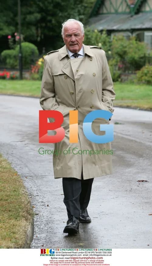 Mike Reid's Eastender's Funeral