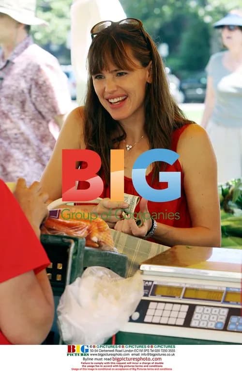 Jennifer Garner at Farmers Market