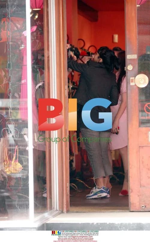 Lily Allen Shopping