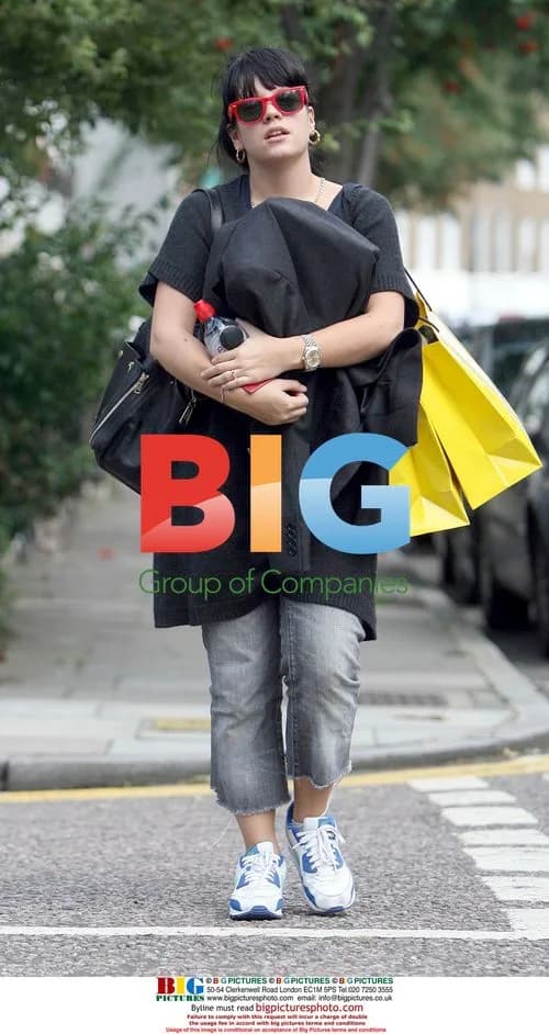 Lily Allen Out Shopping in London