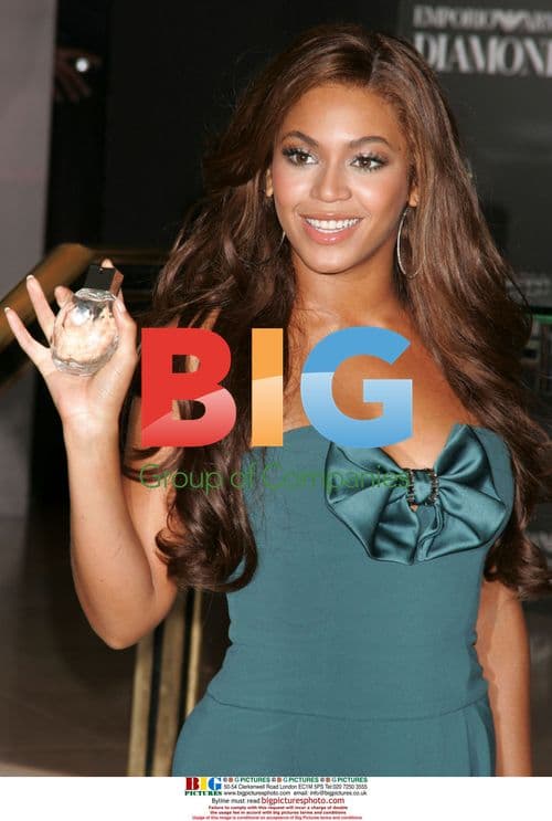 Beyonce Unveils Emporio Armani Diamonds Fragrance