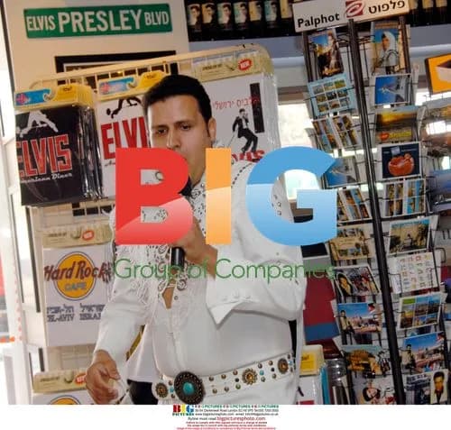 Israeli Elvis Impersonator Performs on 30th Anniversary