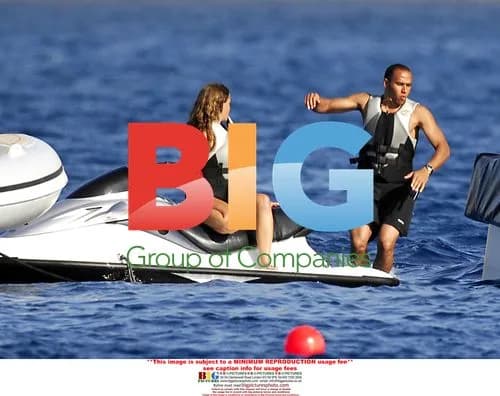 Lewis Hamilton water skiing with friends