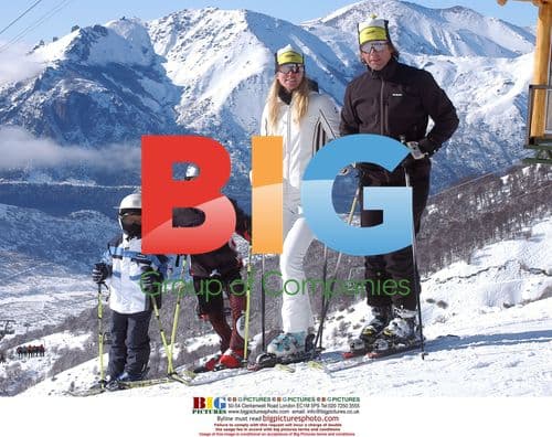 Valeria Mazza Family Fun in the Snow