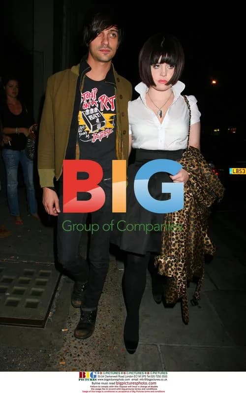 Kelly Osbourne and Mystery Man Leave Nobu