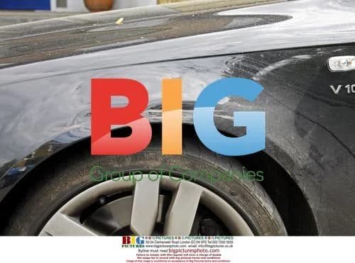 Hugh Grant's Damaged Car