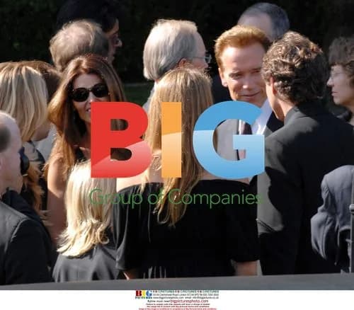 Schwarzenegger and Griffins at Merv Griffin's Funeral