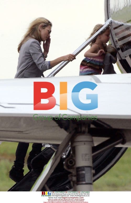Kate Moss and Daughter Lila Grace Board Private Jet