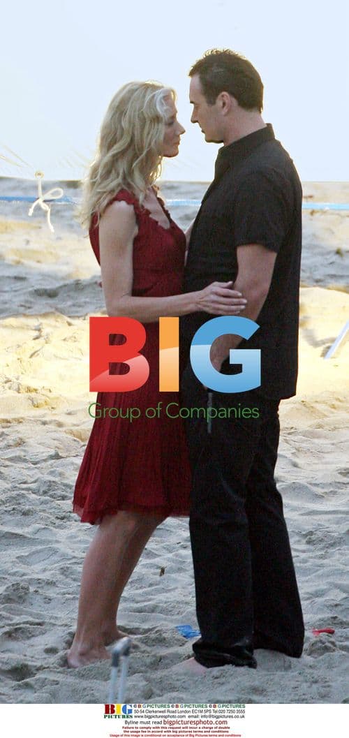 Julian McMahon and Joely Richardson film \"Nip/Tuck\" scene