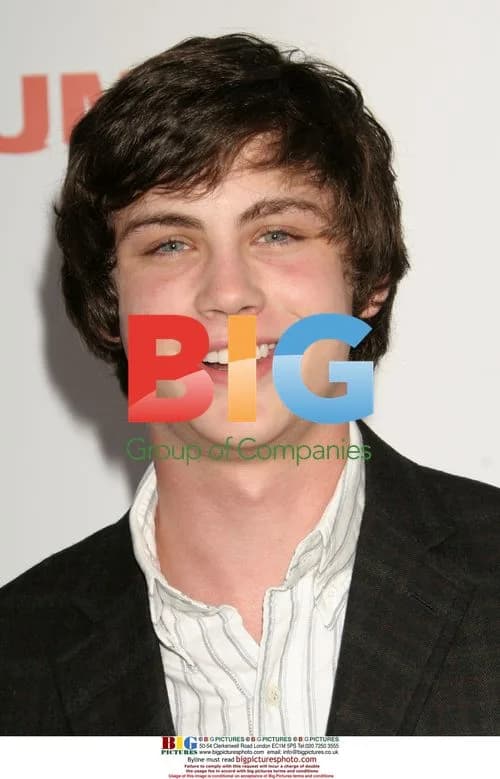 Logan Lerman at '3:10 To Yuma' LA Premiere