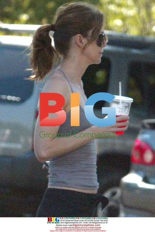 Ellen Pompeo Confronted on Sexist Bumper Sticker