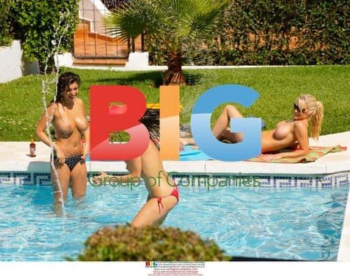 Sexy Glamour Girls in Spain