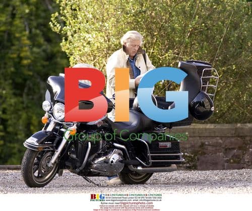 Rutger Hauer Leaving Hotel for 'Starting Over' Filming