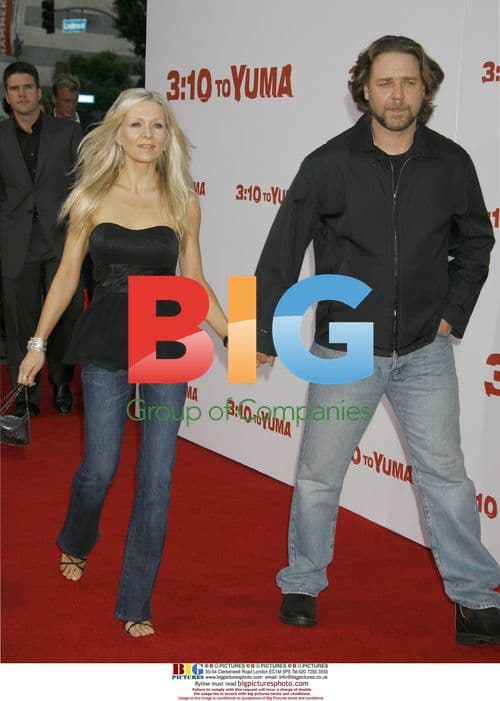 Russell Crowe and Danielle Spencer at '3:10 to Yuma' LA Premiere