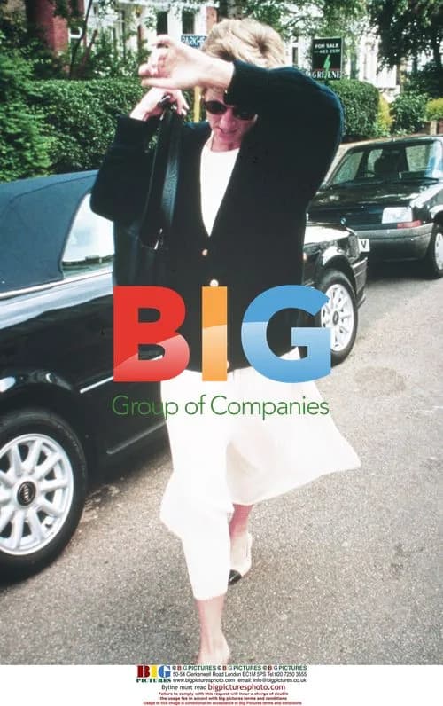 Diana, Princess of Wales evades photographers