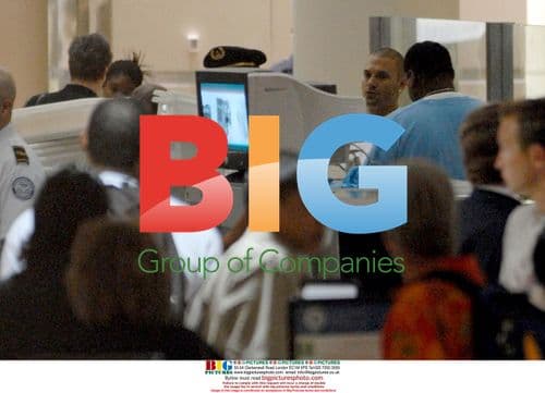 Kevin Federline at LAX Airport