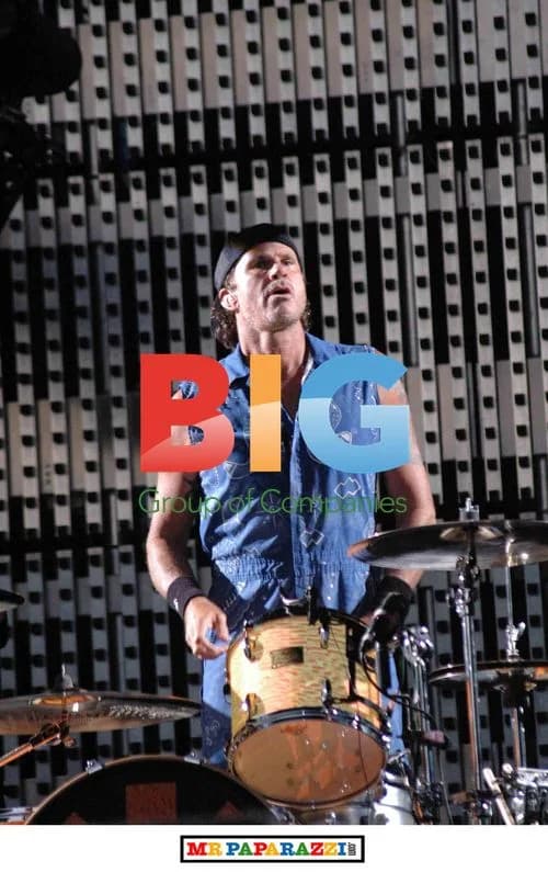 Red Hot Chili Peppers at Glasgow Hampden Park