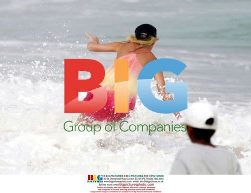 Tara Reid on Vacation in Los Cabos, Mexico