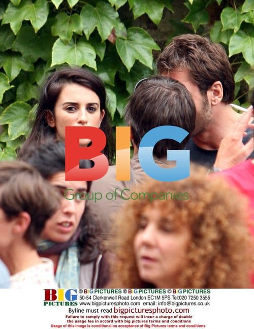 PENELOPE CRUZ, JAVIER BARDEM and SCARLETT JOHANSSON on Woody Allen set