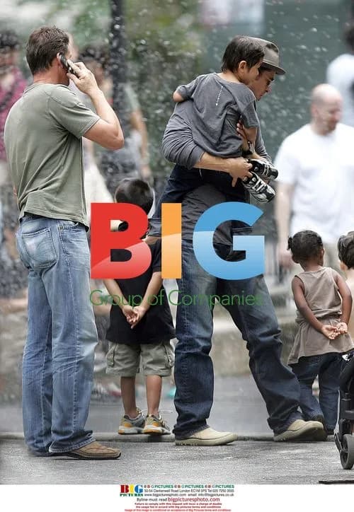 Brad Pitt Takes Kids to NYC Park