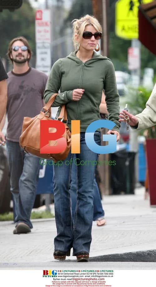 Jessica Simpson Lunch Outing