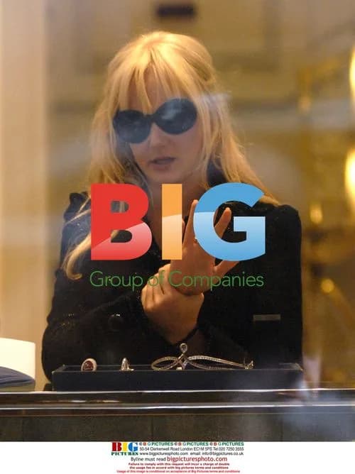 Kimberly Stewart Treats Herself to Diamonds